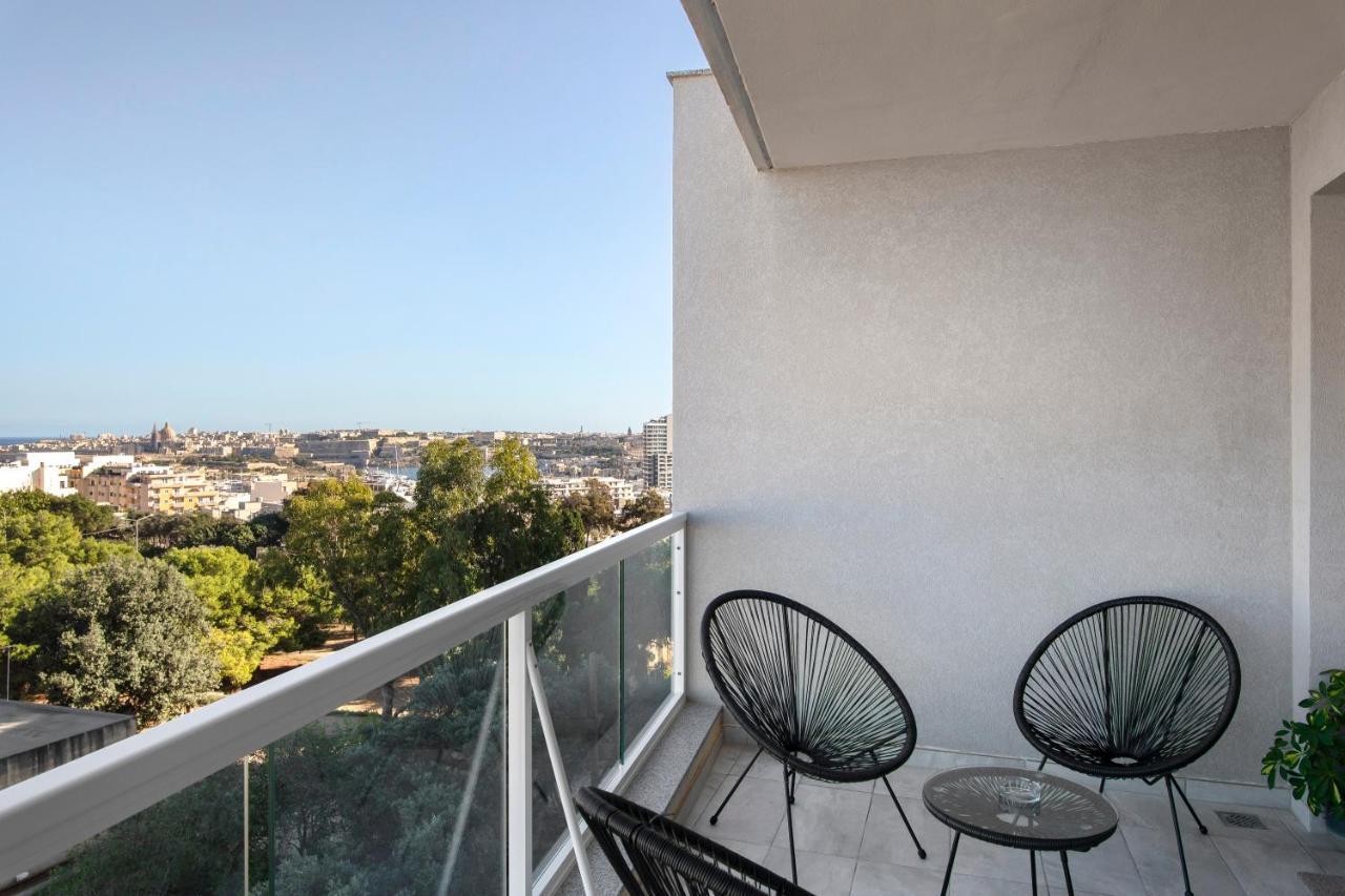 Spacious, Modern & Cosy 2 Bedroom 2 Bathroom Apartment - St. Julians Saint Julian's 외부 사진