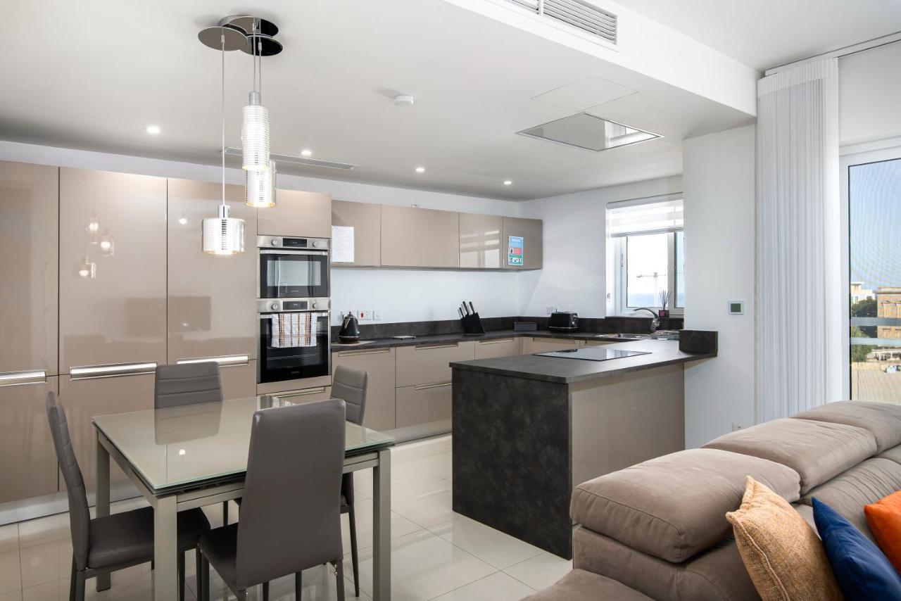 Spacious, Modern & Cosy 2 Bedroom 2 Bathroom Apartment - St. Julians Saint Julian's 외부 사진