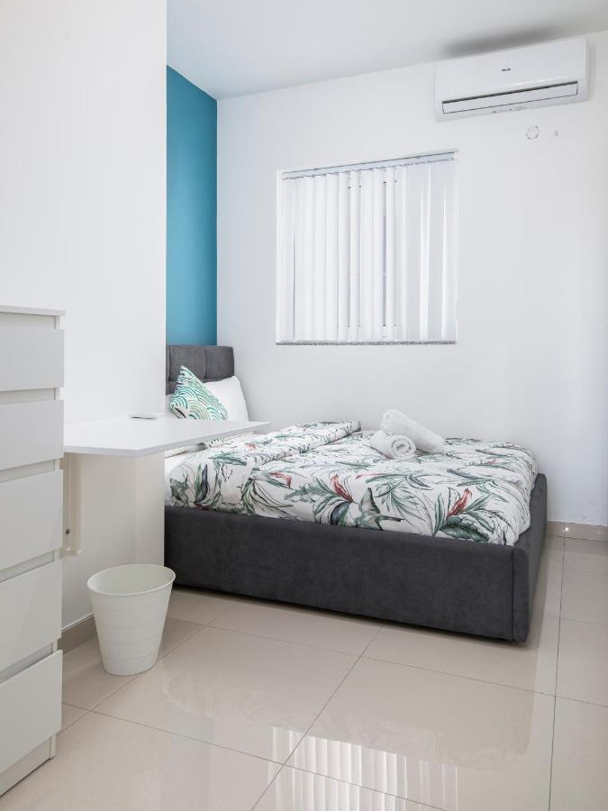 Spacious, Modern & Cosy 2 Bedroom 2 Bathroom Apartment - St. Julians Saint Julian's 외부 사진